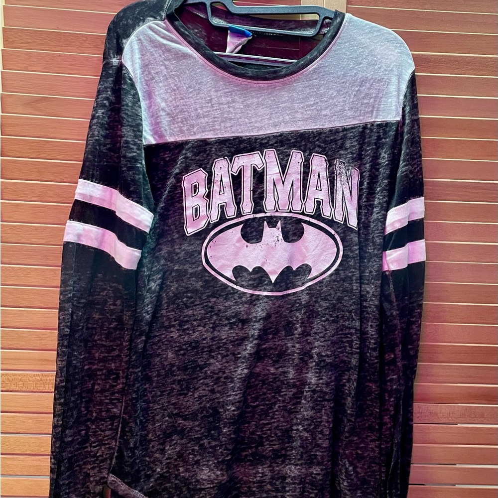 Batman Distressed Long Sleeve Shirt Size Juniors L
